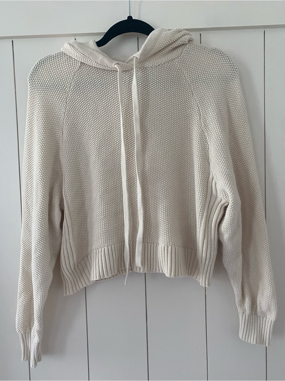 American Eagle Cream Knit Sweatshirt